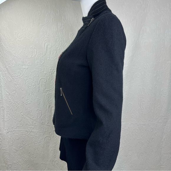 Icelandic Design VTG Wool Embroidered Asymmetric Zip Jacket - Picture 7 of 16
